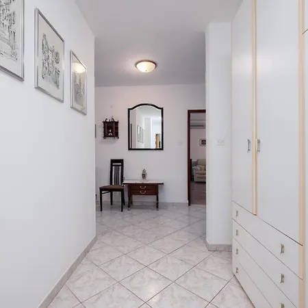 In With Kitchen *