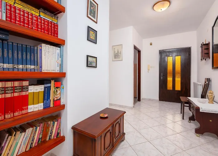 דירה Two-bedroom In *