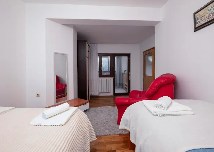 Two-bedroom In 普拉
