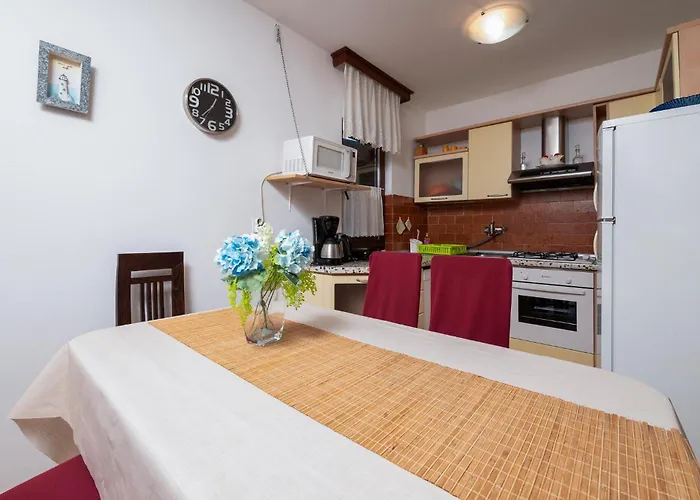 公寓 Two-bedroom In 普拉
