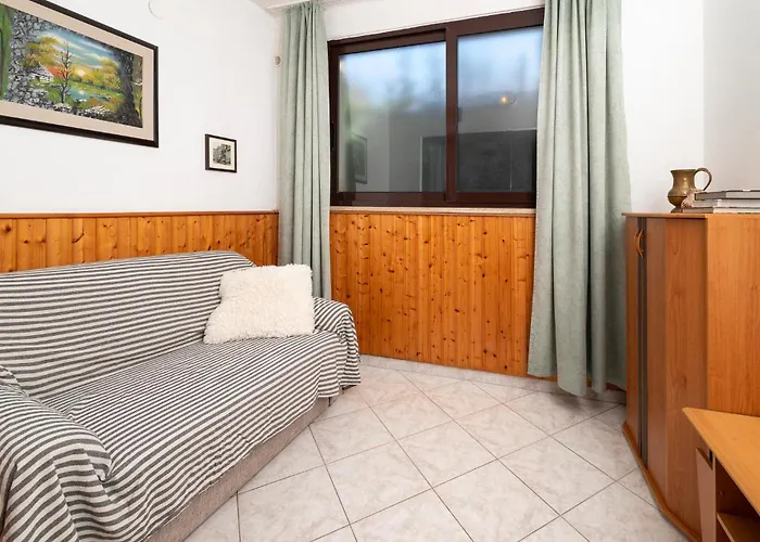 Two-bedroom In Appartement